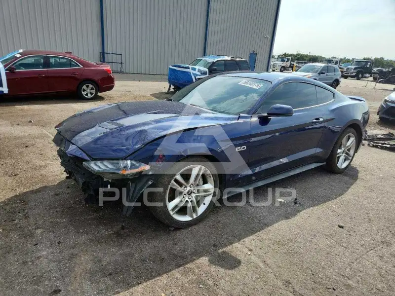 2020 Ford MUSTANG photo