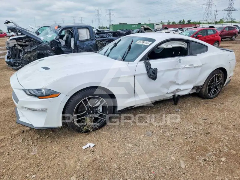 2020 Ford MUSTANG photo