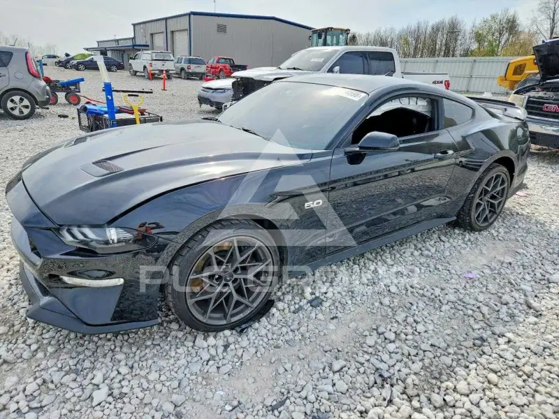 2020 Ford MUSTANG фото