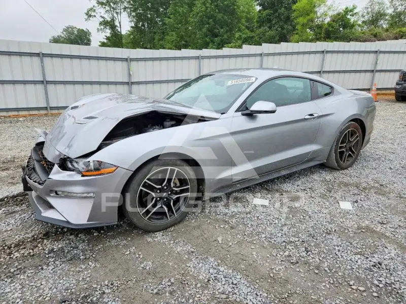 2020 Ford MUSTANG photo