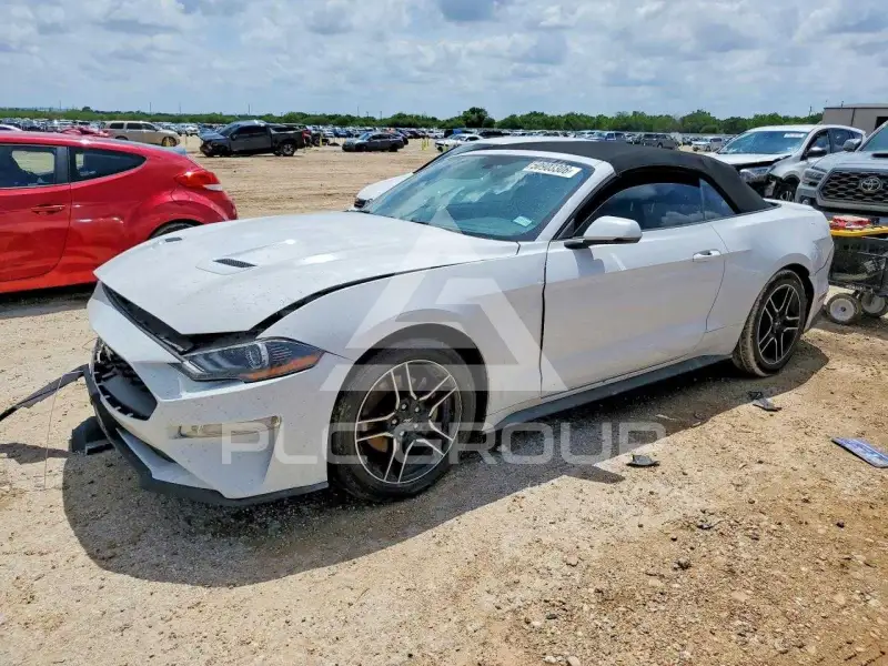2020 Ford MUSTANG photo