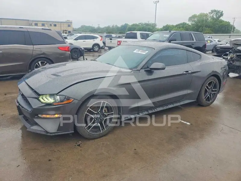2020 Ford MUSTANG photo