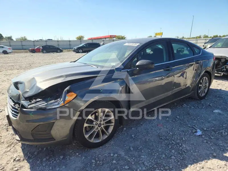 2020 Ford FUSION фото