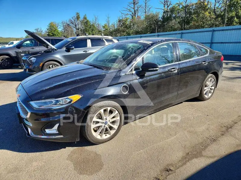 2020 Ford FUSION фото