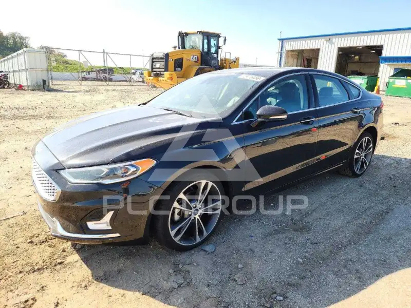 2020 Ford FUSION photo