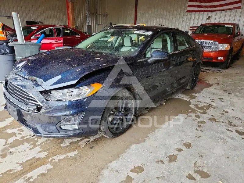 2020 Ford FUSION photo
