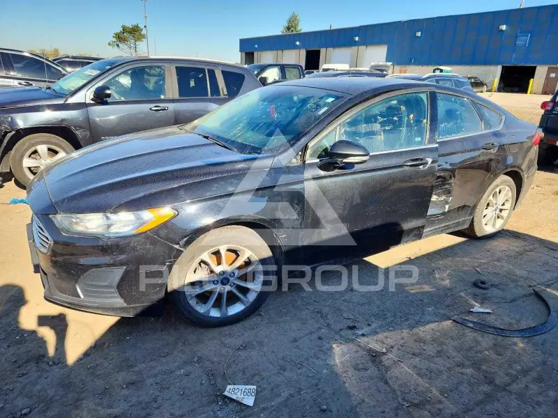 2020 Ford FUSION фото