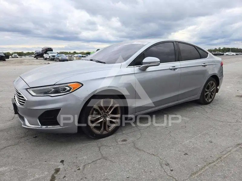 2020 Ford FUSION photo