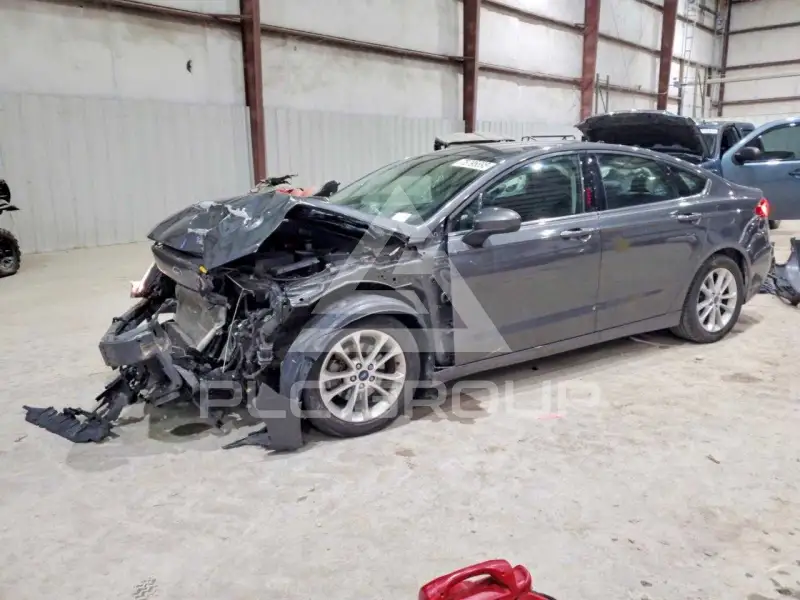 2020 Ford FUSION photo