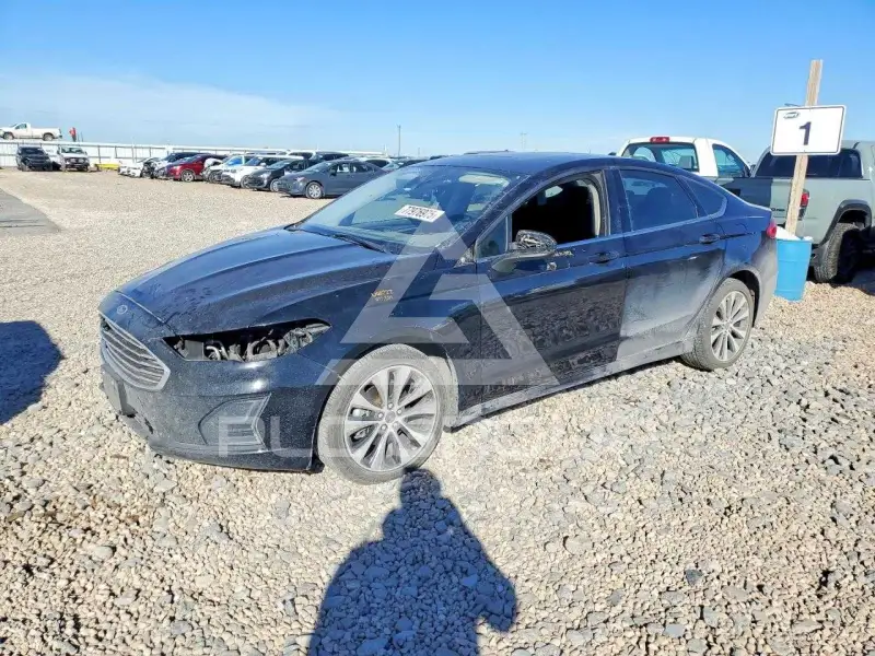 2020 Ford FUSION photo