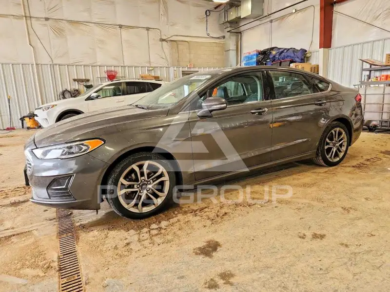 2020 Ford FUSION фото