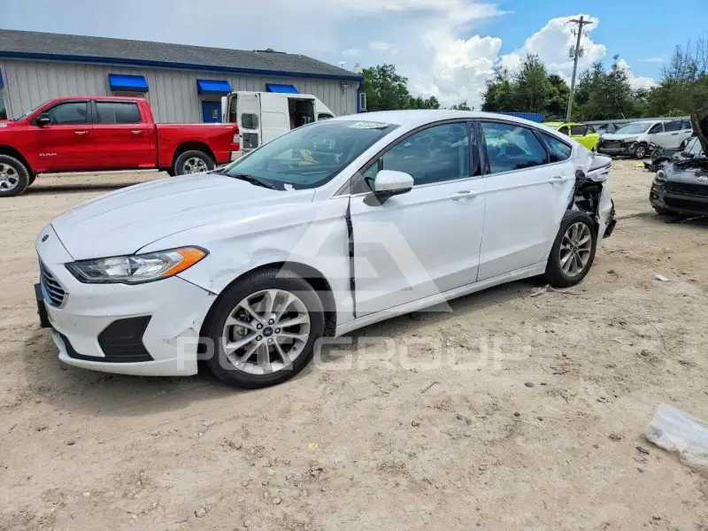 2020 Ford FUSION photo
