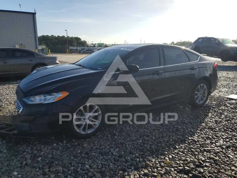 2020 Ford FUSION photo