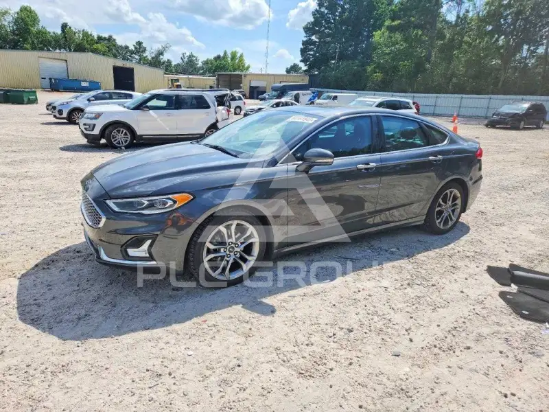 2020 Ford FUSION photo