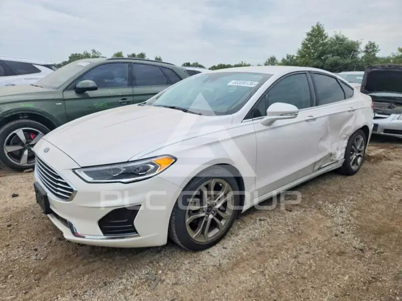 2020 Ford FUSION фото