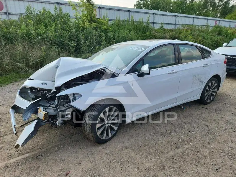 2020 Ford FUSION фото