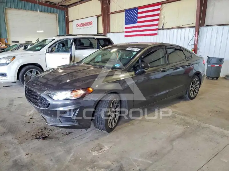 2020 Ford FUSION фото