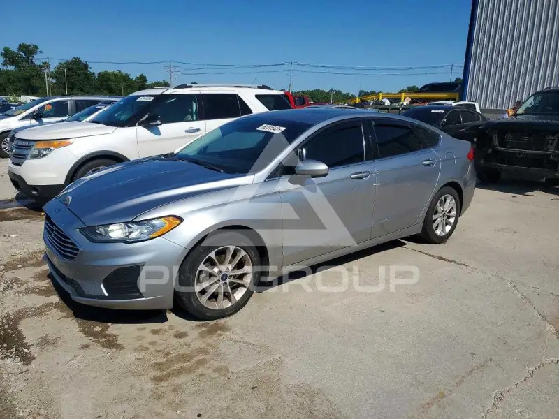 2020 Ford FUSION фото