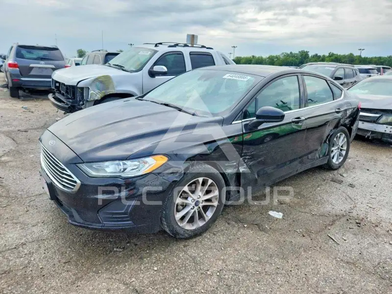 2020 Ford FUSION photo