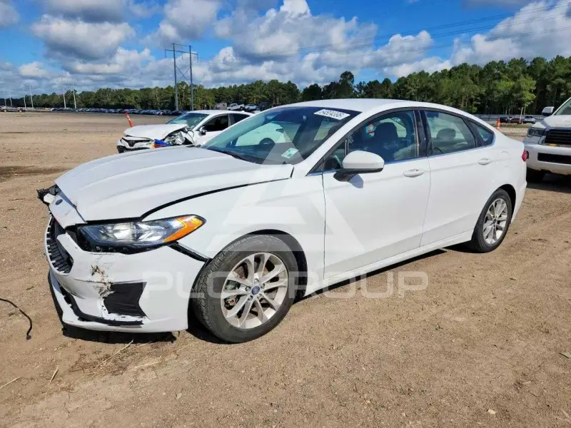 2020 Ford FUSION photo