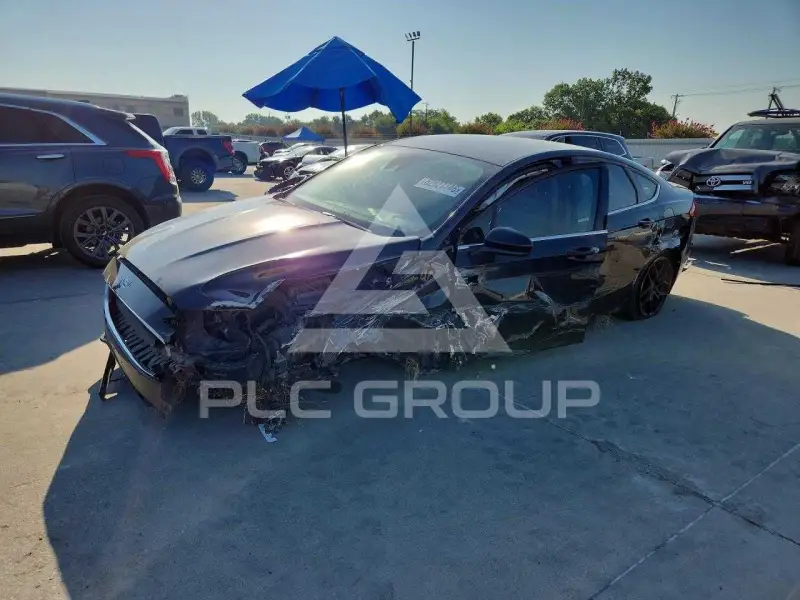 2020 Ford FUSION photo