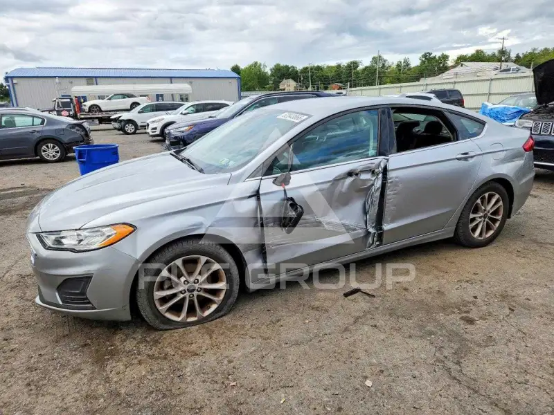 2020 Ford FUSION фото