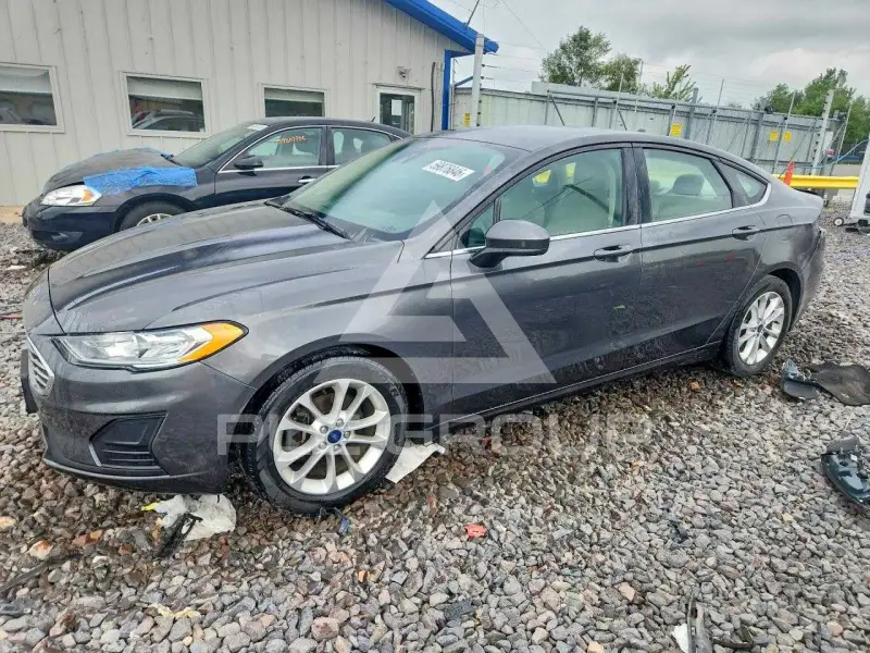 2020 Ford FUSION photo