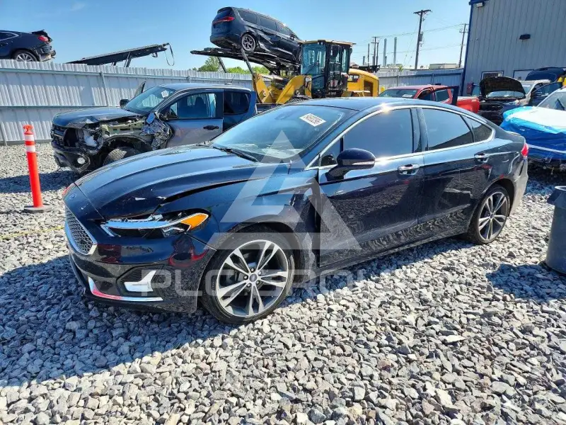2020 Ford FUSION photo