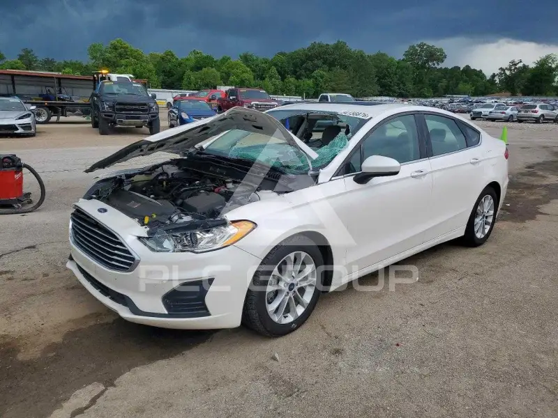 2020 Ford FUSION photo