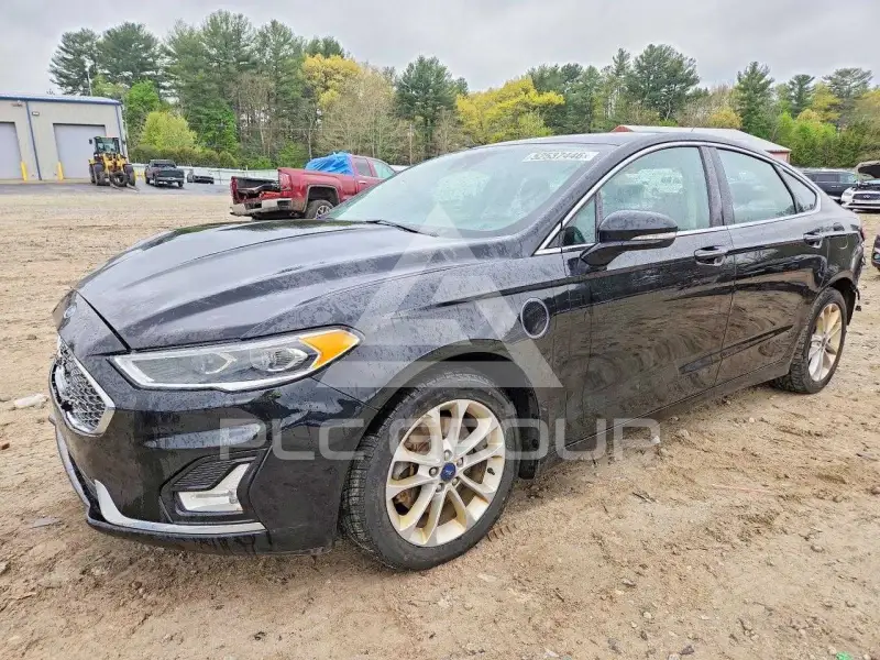 2020 Ford FUSION фото