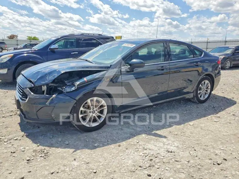 2020 Ford FUSION photo