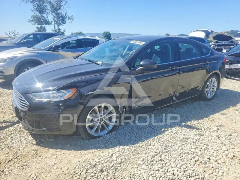 2020 Ford FUSION фото