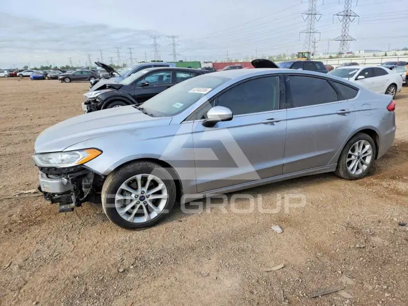 2020 Ford FUSION photo
