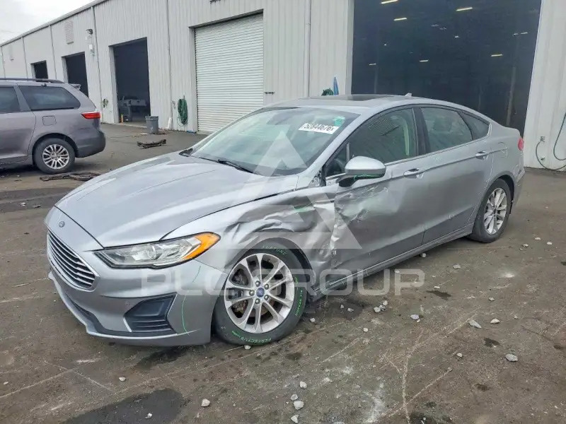 2020 Ford FUSION фото