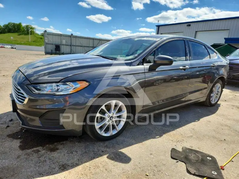 2020 Ford FUSION photo