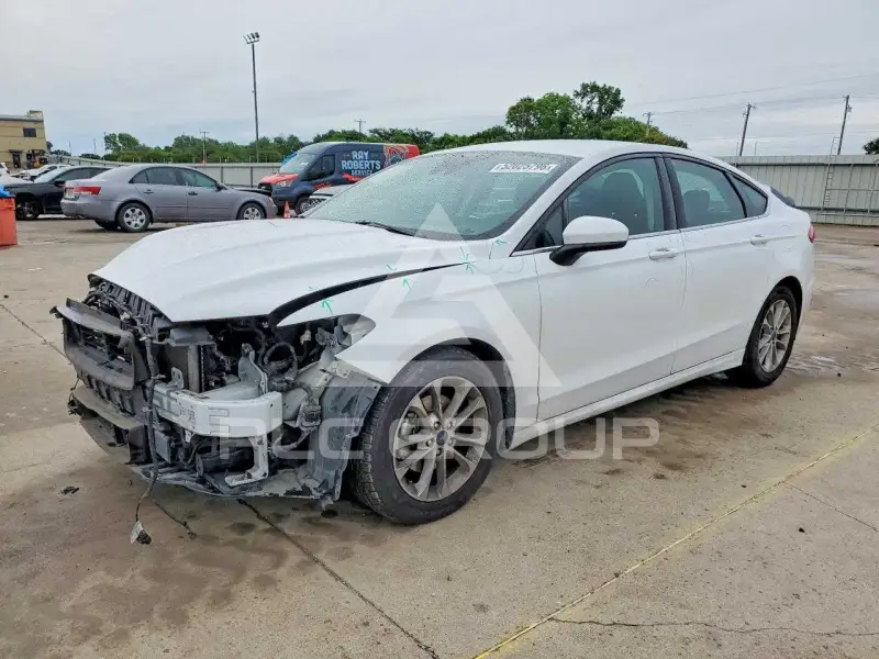 2020 Ford FUSION фото