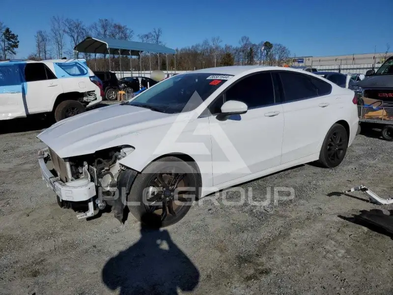 2020 Ford FUSION фото