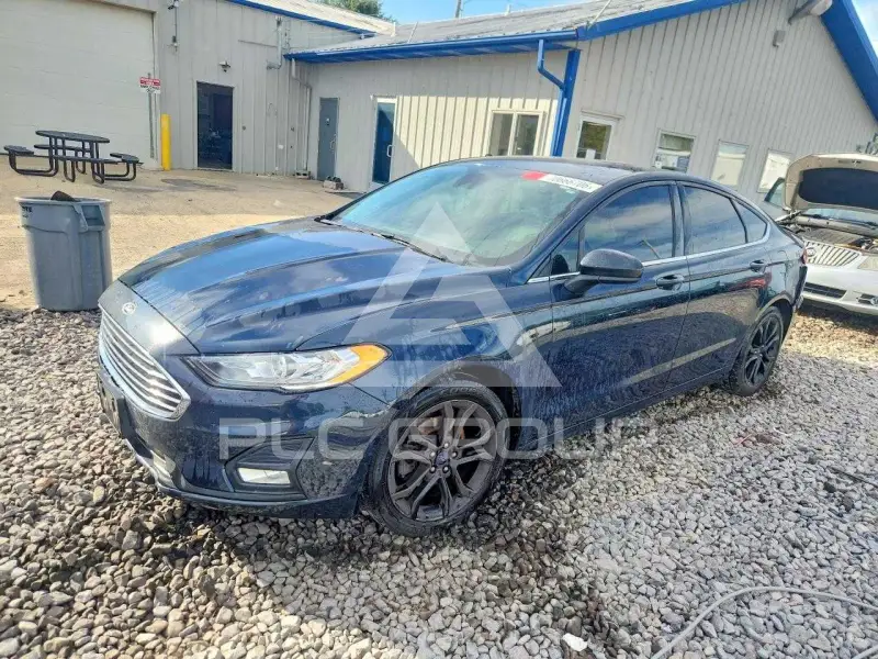 2020 Ford FUSION photo