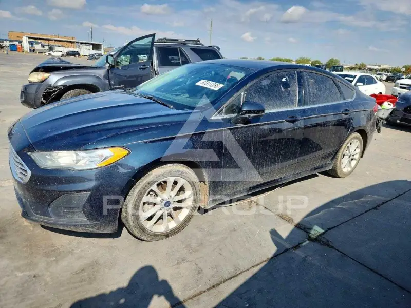 2020 Ford FUSION photo
