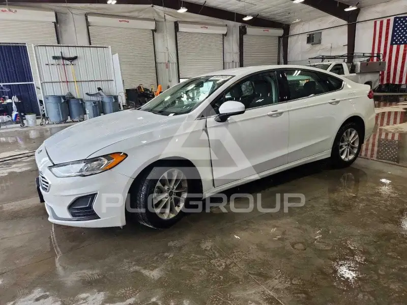 2020 Ford FUSION фото