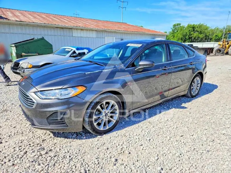 2020 Ford FUSION фото