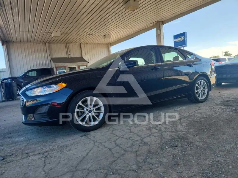 2020 Ford FUSION photo
