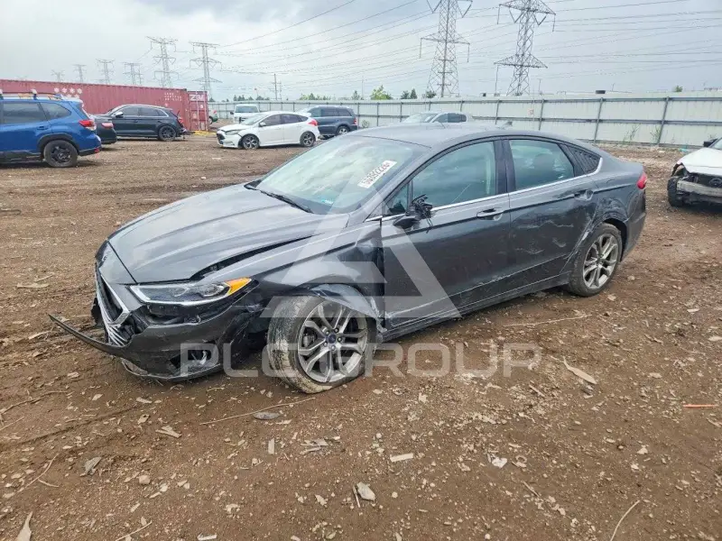 2020 Ford FUSION фото