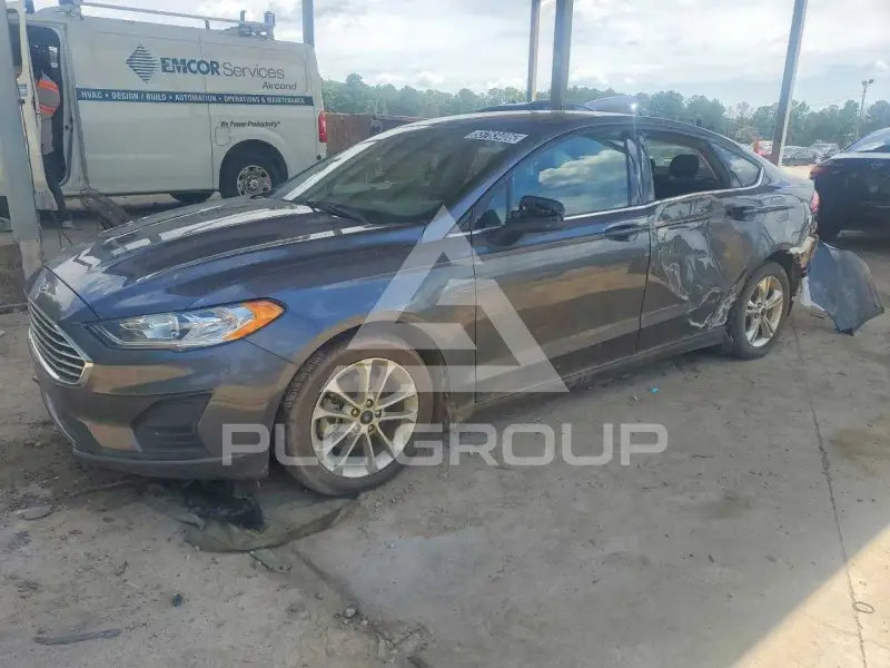 2020 Ford FUSION photo