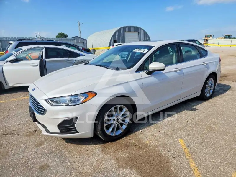 2020 Ford FUSION фото