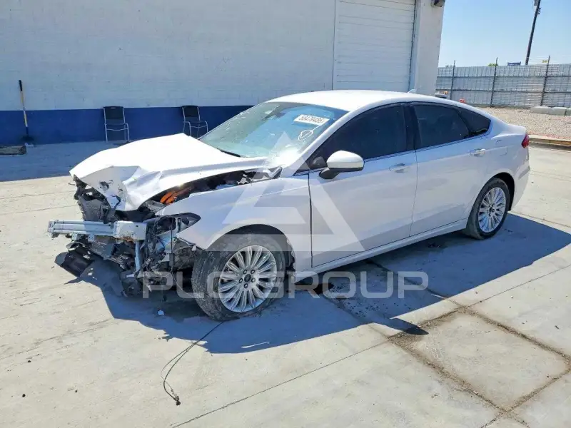 2020 Ford FUSION photo