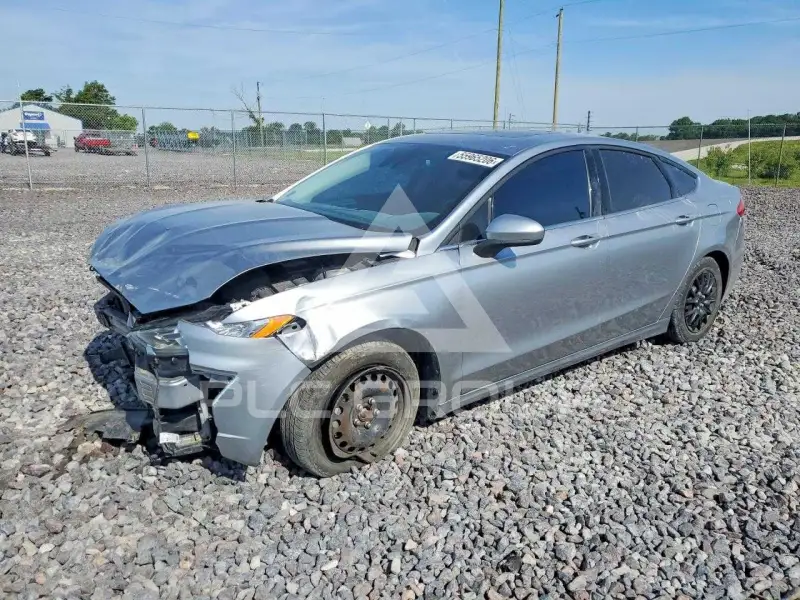 2020 Ford FUSION photo