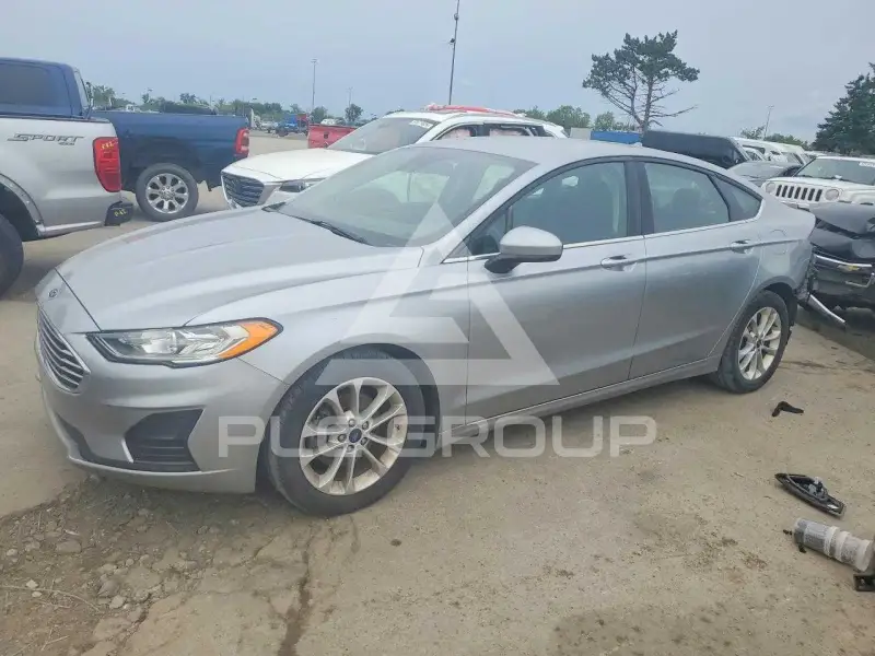 2020 Ford FUSION фото