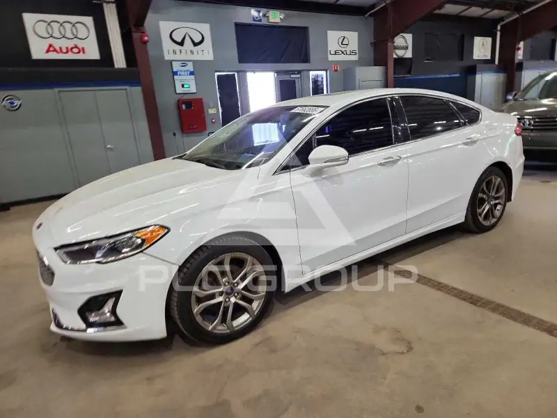 2020 Ford FUSION photo