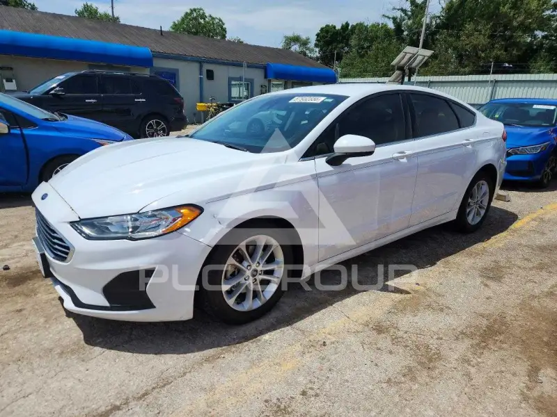 2020 Ford FUSION фото
